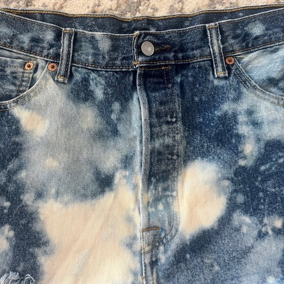 One-of-a-Kind Repurposed Levi 501 Cut-Off Jean Shorts, 90's Acid Wash, - Picture 6 of 9